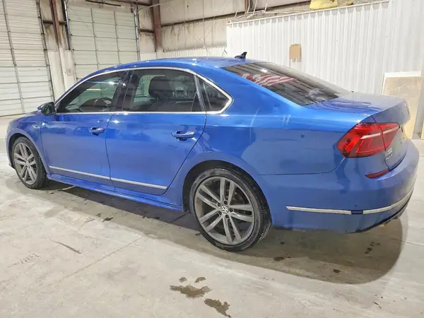 1VWDT7A36HC051763 2017 VOLKSWAGEN PASSAT - Image 2