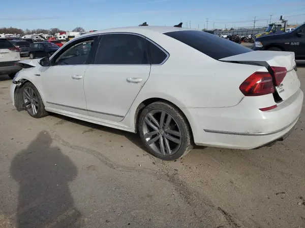 1VWDT7A36HC054467 2017 VOLKSWAGEN PASSAT - Image 2