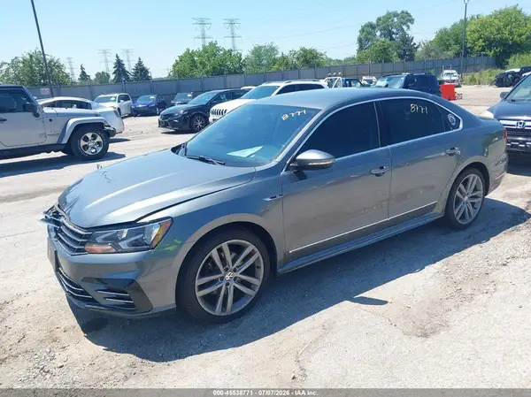 1VWDT7A36HC054713 2017 VOLKSWAGEN PASSAT - Image 2
