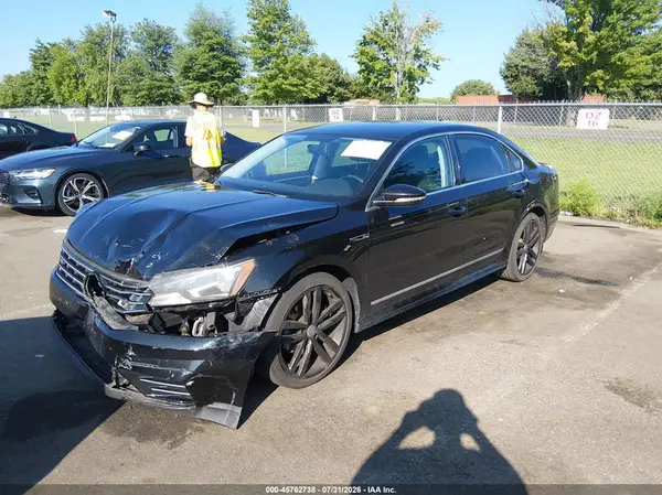 1VWDT7A36HC061399 2017 VOLKSWAGEN PASSAT - Image 2