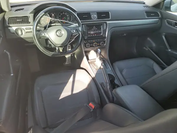 1VWDT7A36HC065663 2017 VOLKSWAGEN PASSAT - Image 8