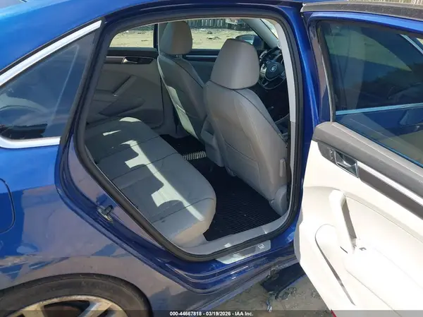 1VWDT7A36HC069681 2017 VOLKSWAGEN PASSAT - Image 8