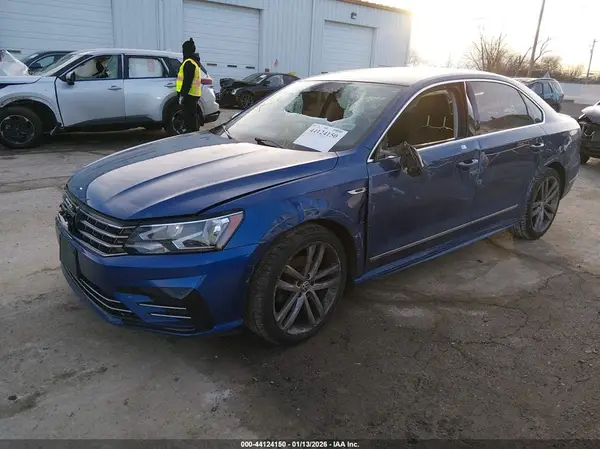 1VWDT7A36HC073746 2017 VOLKSWAGEN PASSAT - Image 2