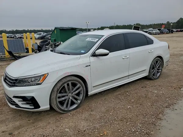 1VWDT7A36HC076257 2017 VOLKSWAGEN PASSAT - Image 1