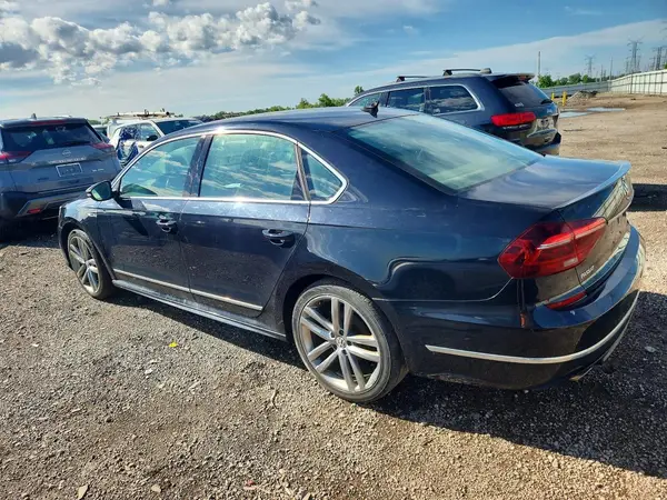 1VWDT7A36HC078218 2017 VOLKSWAGEN PASSAT - Image 2