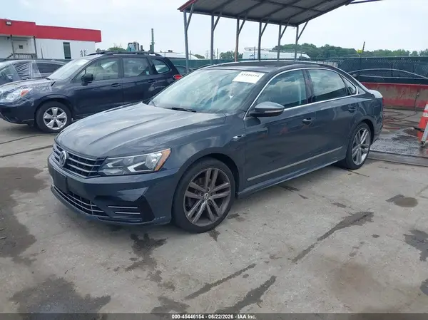 1VWDT7A36HC078476 2017 VOLKSWAGEN PASSAT - Image 2