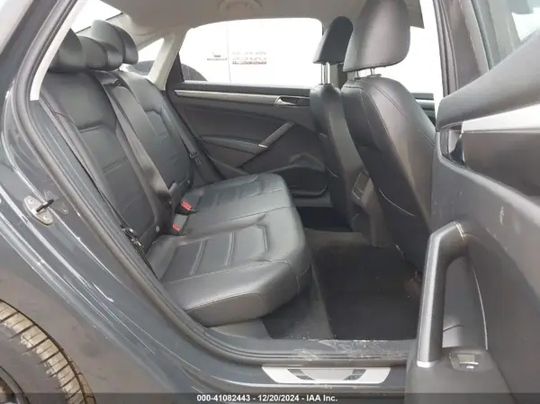 1VWDT7A36HC080227 2017 VOLKSWAGEN PASSAT - Image 8