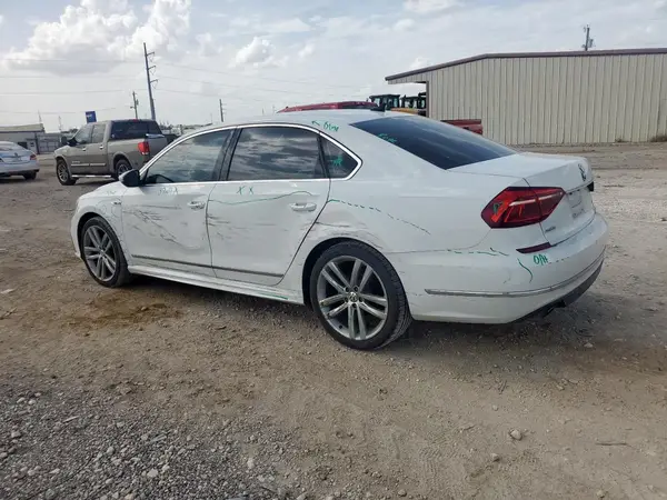 1VWDT7A36HC083919 2017 VOLKSWAGEN PASSAT - Image 2