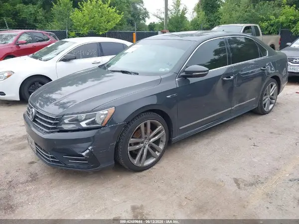 1VWDT7A37HC000823 2017 VOLKSWAGEN PASSAT - Image 2