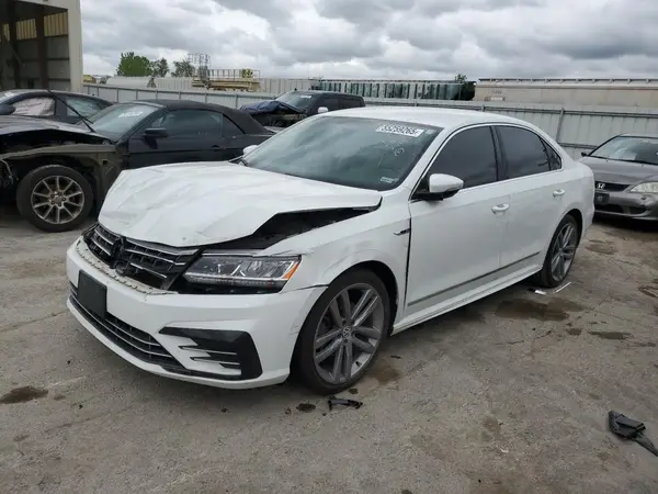 1VWDT7A37HC001812 2017 VOLKSWAGEN PASSAT - Image 1