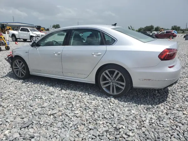 1VWDT7A37HC017637 2017 VOLKSWAGEN PASSAT - Image 2