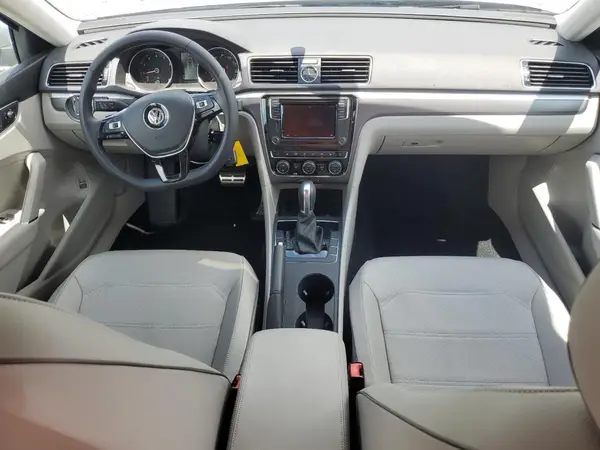1VWDT7A37HC017637 2017 VOLKSWAGEN PASSAT - Image 8