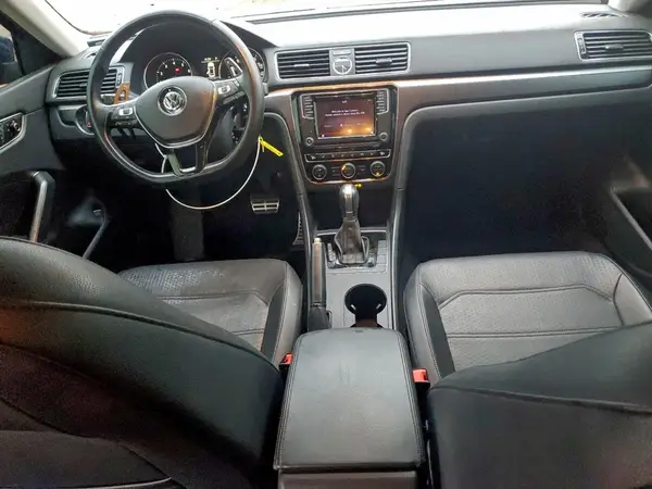 1VWDT7A37HC020912 2017 VOLKSWAGEN PASSAT - Image 8