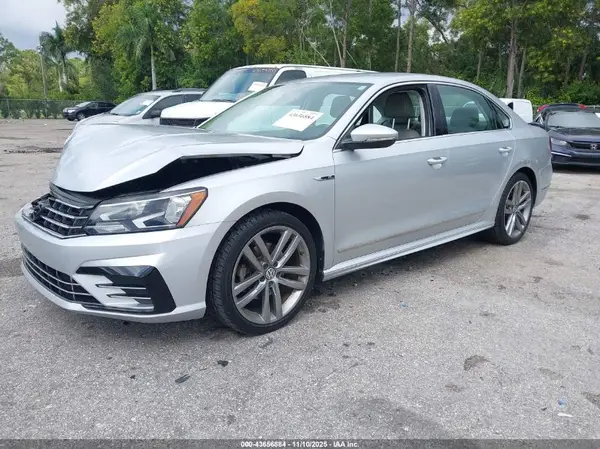 1VWDT7A37HC021395 2017 VOLKSWAGEN PASSAT - Image 2