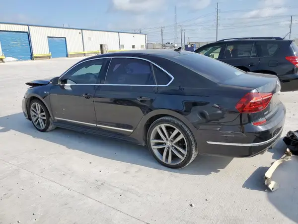 1VWDT7A37HC026905 2017 VOLKSWAGEN PASSAT - Image 2