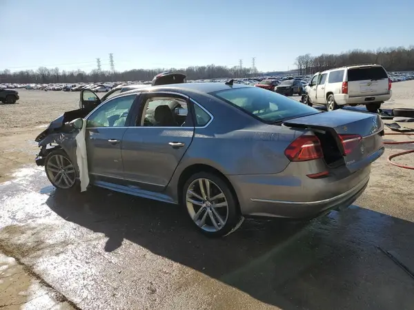 1VWDT7A37HC029240 2017 VOLKSWAGEN PASSAT - Image 2