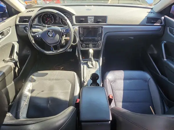 1VWDT7A37HC031165 2017 VOLKSWAGEN PASSAT - Image 8