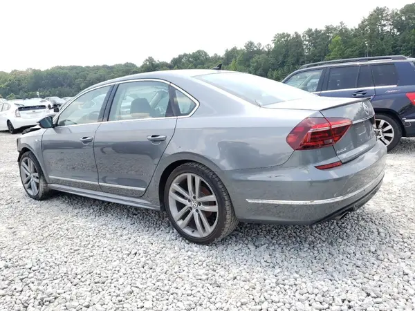 1VWDT7A37HC036012 2017 VOLKSWAGEN PASSAT - Image 2
