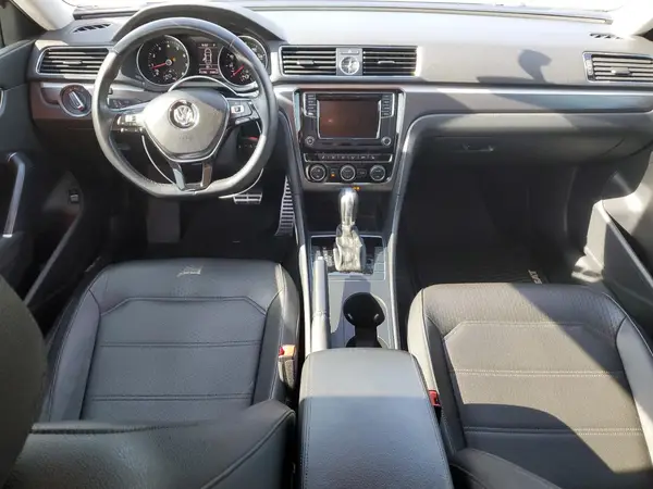 1VWDT7A37HC039542 2017 VOLKSWAGEN PASSAT - Image 8