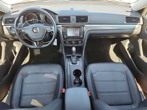 1VWDT7A37HC041761 2017 VOLKSWAGEN PASSAT - Image 8