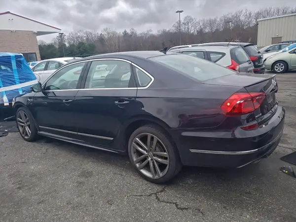 1VWDT7A37HC049567 2017 VOLKSWAGEN PASSAT - Image 2