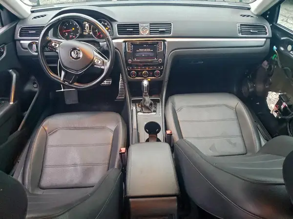 1VWDT7A37HC049567 2017 VOLKSWAGEN PASSAT - Image 8