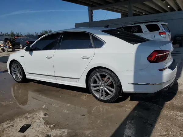 1VWDT7A37HC050511 2017 VOLKSWAGEN PASSAT - Image 2