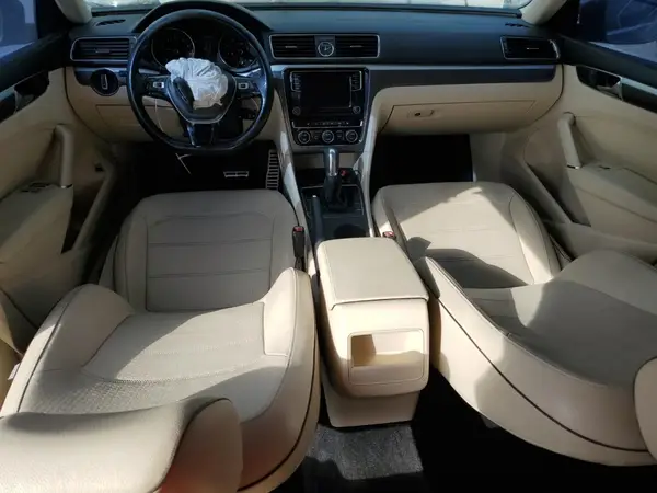 1VWDT7A37HC052842 2017 VOLKSWAGEN PASSAT - Image 8