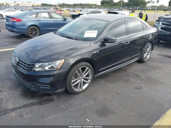 1VWDT7A37HC054509 2017 VOLKSWAGEN PASSAT - Image 2