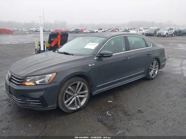 1VWDT7A37HC058768 2017 VOLKSWAGEN PASSAT - Image 2