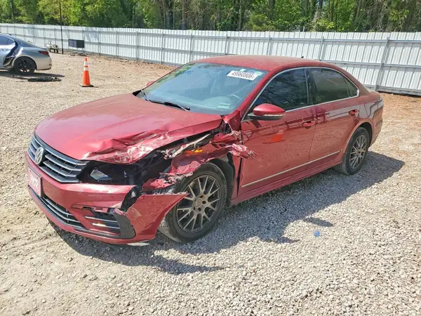 1VWDT7A37HC060312 2017 VOLKSWAGEN PASSAT - Image 1