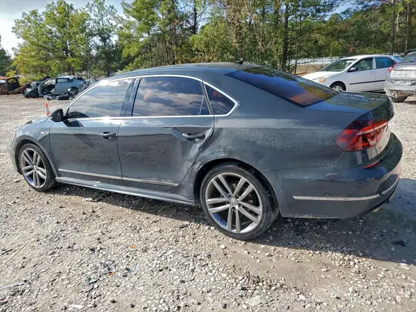 1VWDT7A37HC065073 2017 VOLKSWAGEN PASSAT - Image 2