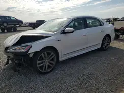 1VWDT7A37HC069835 2017 VOLKSWAGEN PASSAT