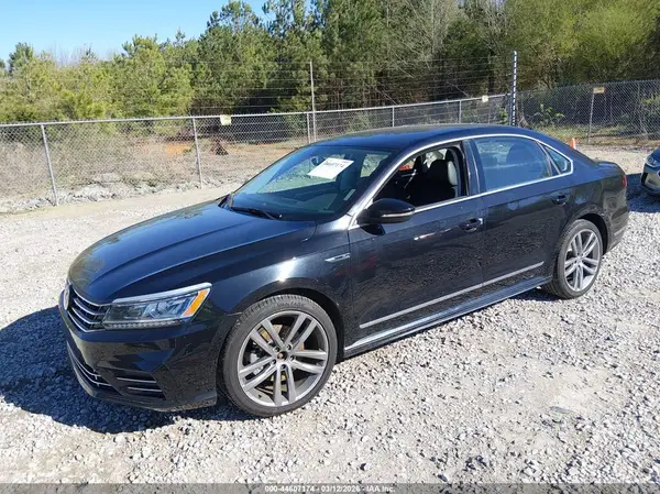 1VWDT7A37HC080379 2017 VOLKSWAGEN PASSAT - Image 2