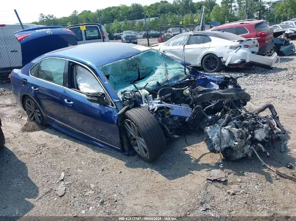 1VWDT7A38HC007960 2017 VOLKSWAGEN PASSAT - Image 1
