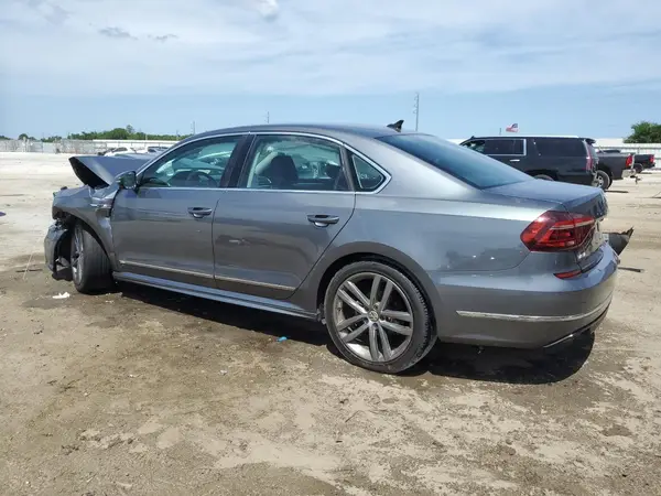 1VWDT7A38HC017050 2017 VOLKSWAGEN PASSAT - Image 2
