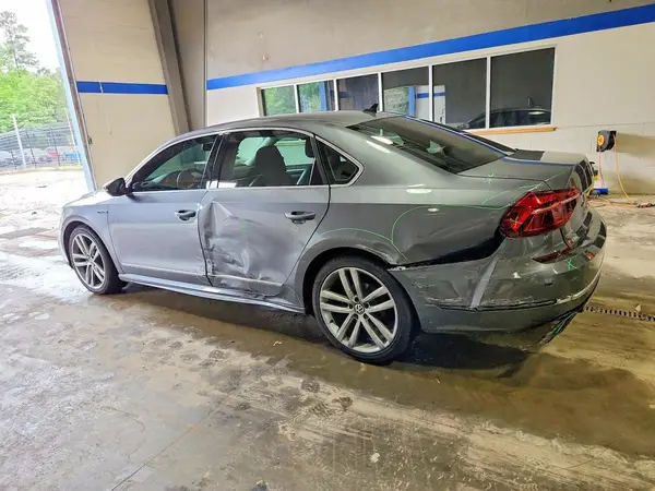 1VWDT7A38HC031210 2017 VOLKSWAGEN PASSAT - Image 2