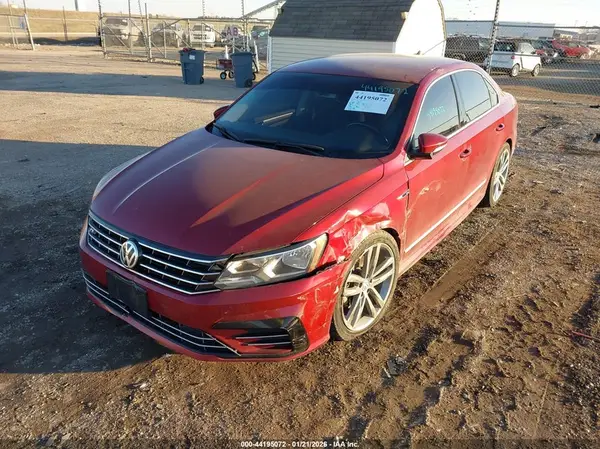 1VWDT7A38HC032793 2017 VOLKSWAGEN PASSAT - Image 2