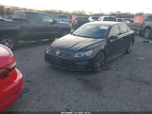 1VWDT7A38HC033751 2017 VOLKSWAGEN PASSAT - Image 2