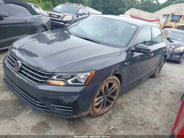 1VWDT7A38HC035581 2017 VOLKSWAGEN PASSAT - Image 2