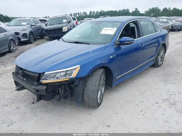 1VWDT7A38HC038206 2017 VOLKSWAGEN PASSAT - Image 2