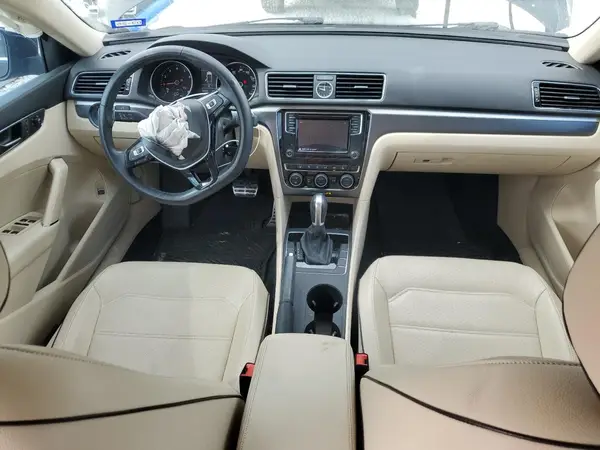 1VWDT7A38HC046046 2017 VOLKSWAGEN PASSAT - Image 8
