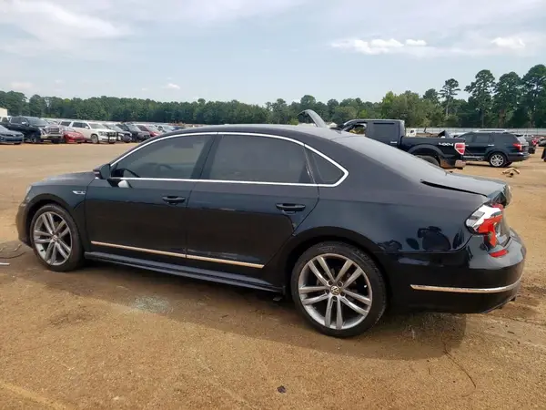 1VWDT7A38HC047200 2017 VOLKSWAGEN PASSAT - Image 2