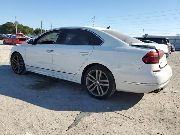 1VWDT7A38HC048704 2017 VOLKSWAGEN PASSAT - Image 2