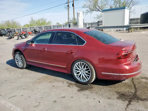 1VWDT7A38HC052039 2017 VOLKSWAGEN PASSAT - Image 2
