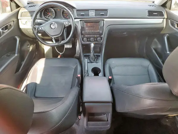 1VWDT7A38HC052039 2017 VOLKSWAGEN PASSAT - Image 8