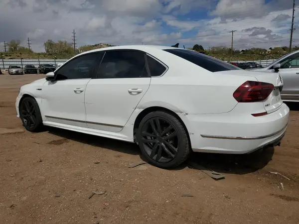 1VWDT7A38HC052171 2017 VOLKSWAGEN PASSAT - Image 2