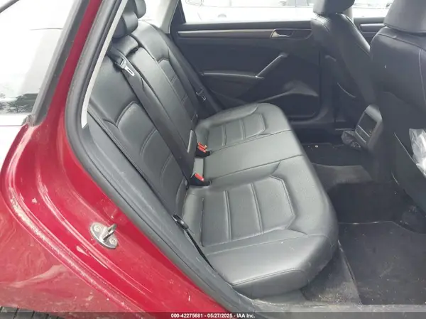1VWDT7A38HC057399 2017 VOLKSWAGEN PASSAT - Image 8