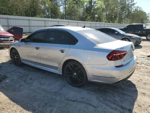 1VWDT7A38HC058360 2017 VOLKSWAGEN PASSAT - Image 2