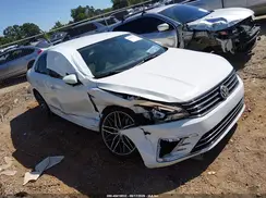 1VWDT7A38HC065082 2017 VOLKSWAGEN PASSAT